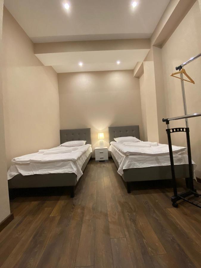 Apartment Sixteen Tbilisi Exterior photo